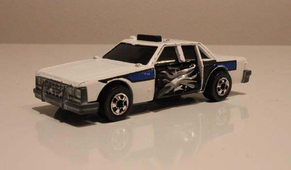 Hot Wheels 1983 Police Car Crack Up